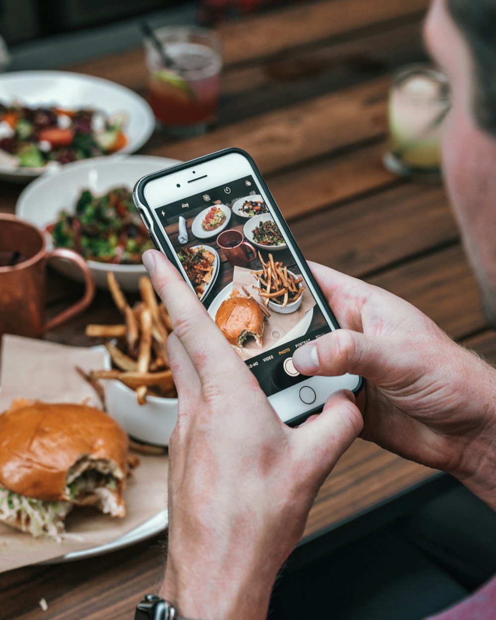 Registro de refeição em contador de calorias online grátis pelo celular